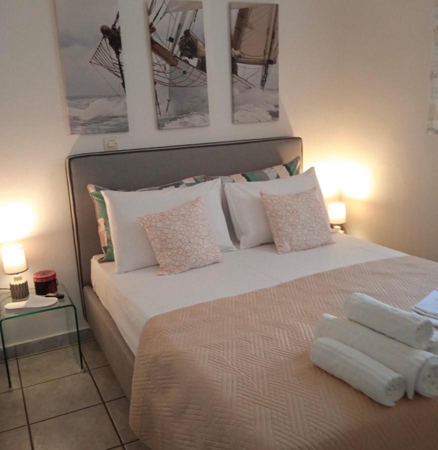 Balsam Suite - 50M To The Beach Kalamata Exterior foto